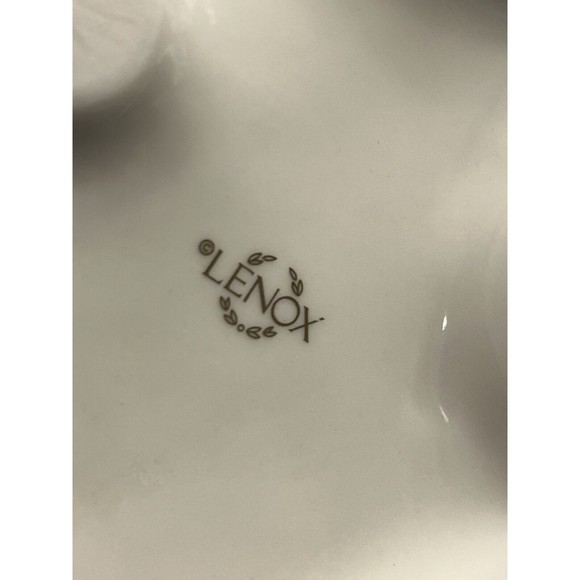 Lenox Easter Bunny Rabbit Flowers Candle Holder Figurine - Picture 10 of 13